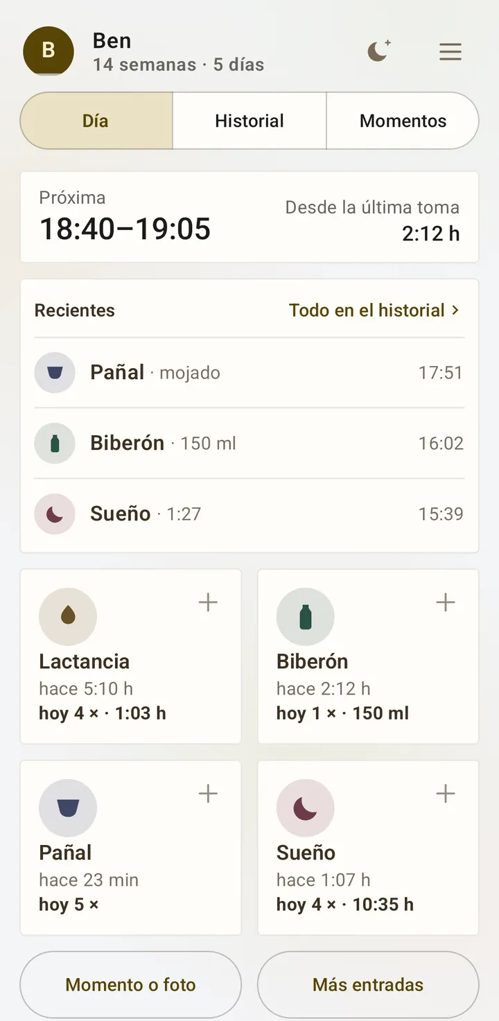 La pantalla de inicio con el preajuste Tranquilo: «Próxima 18:40–19:05», las últimas entradas y cuatro mosaicos.